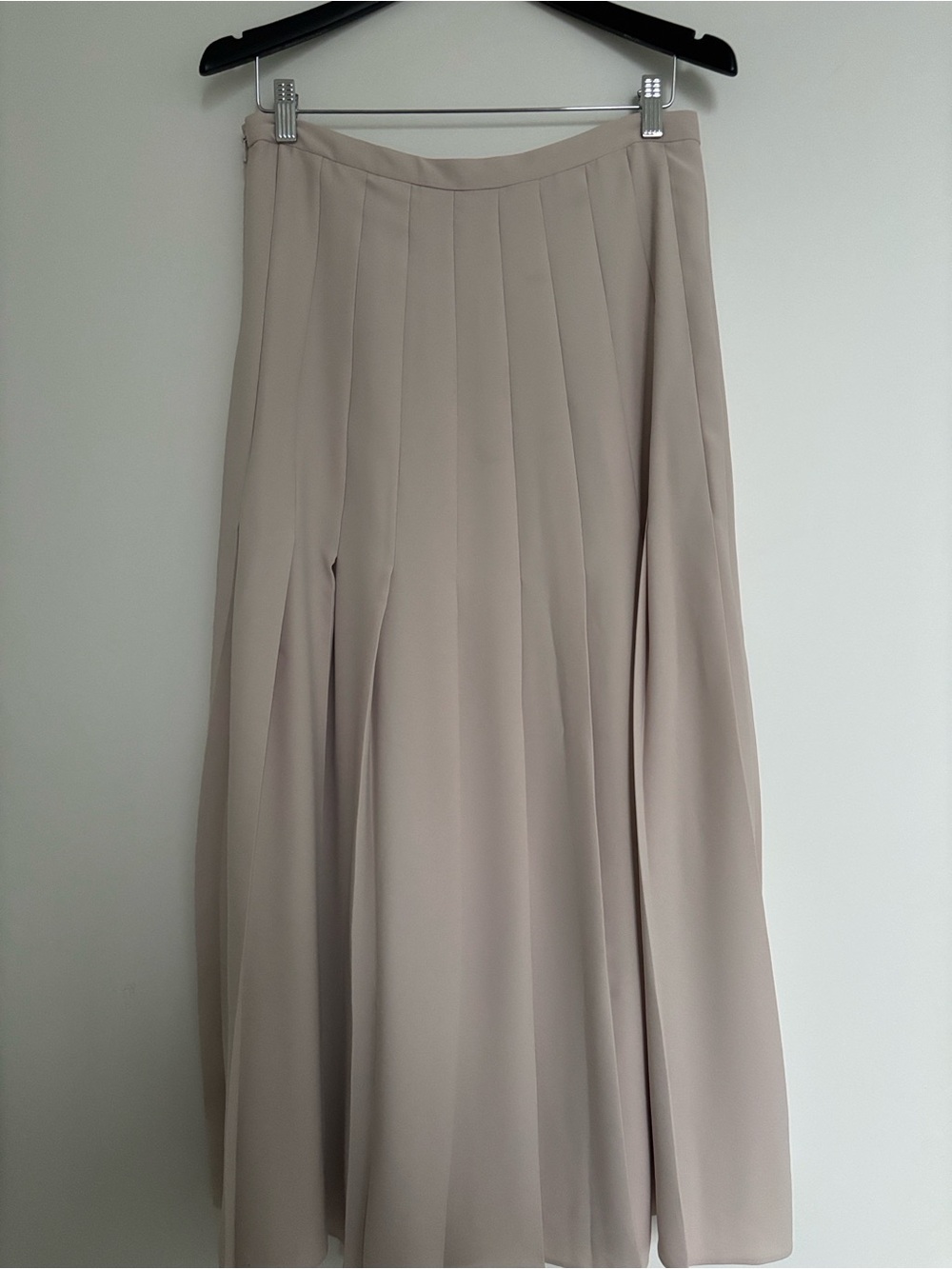 Aritzia - Babaton Pleated Maxi Skirt | Like New | Size 10